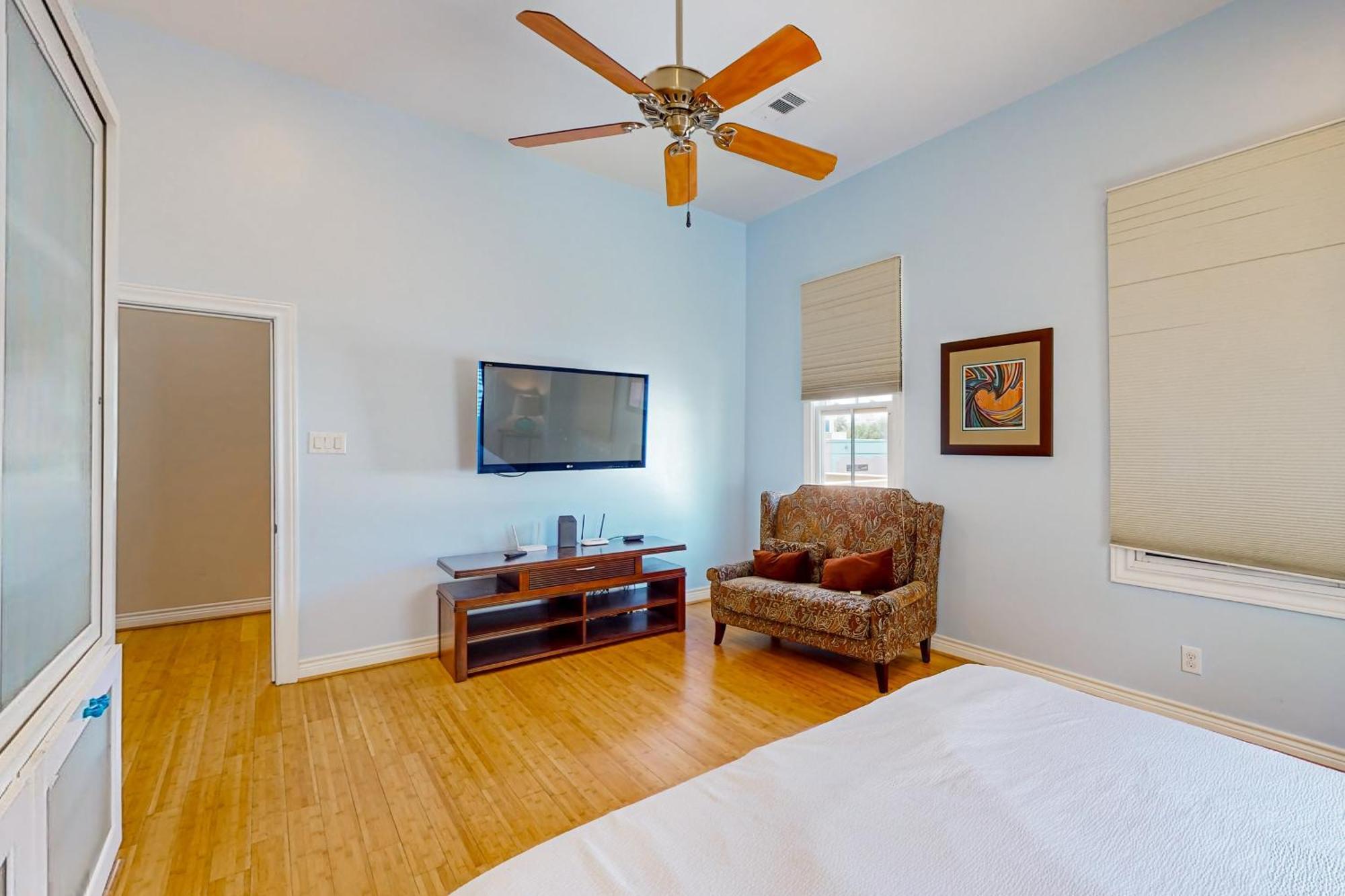 Apartamento Under The Avenue Galveston Exterior foto